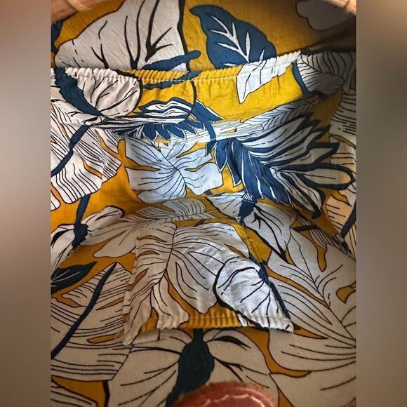 Handwoven Rattan Circle Bag -
Boho Bali Charm - Picture 9 of 14